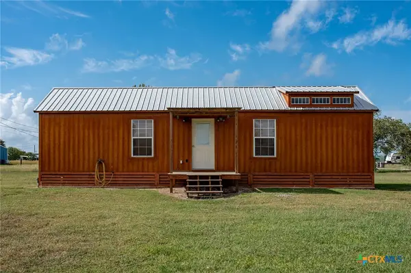 1101 W Houston Avenue, Seadrift, TX 77983