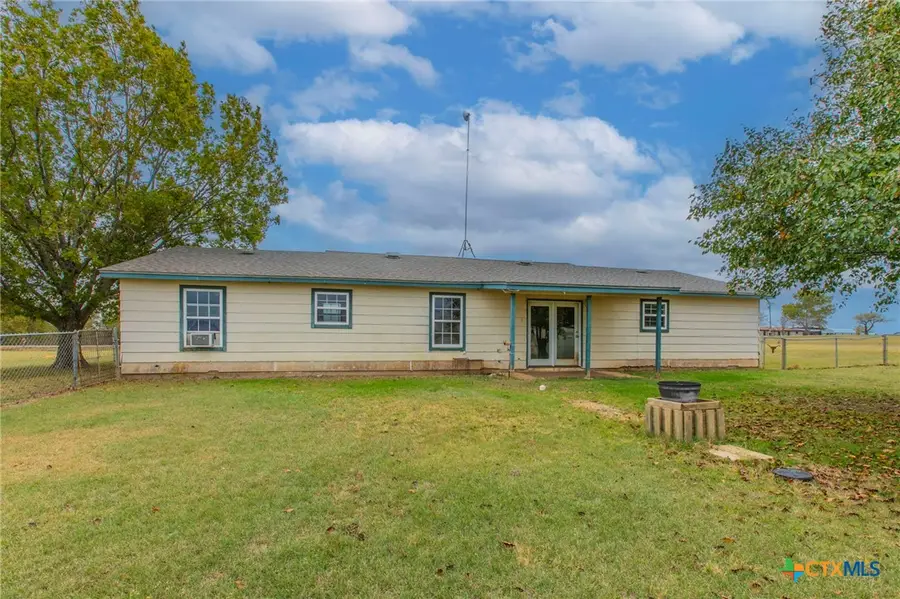 788 Coopers Crossing Boulevard, China Spring, TX 76633 - Image #2