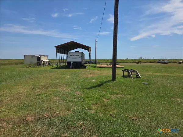 167 Coral Lane, Palacios, TX 77465