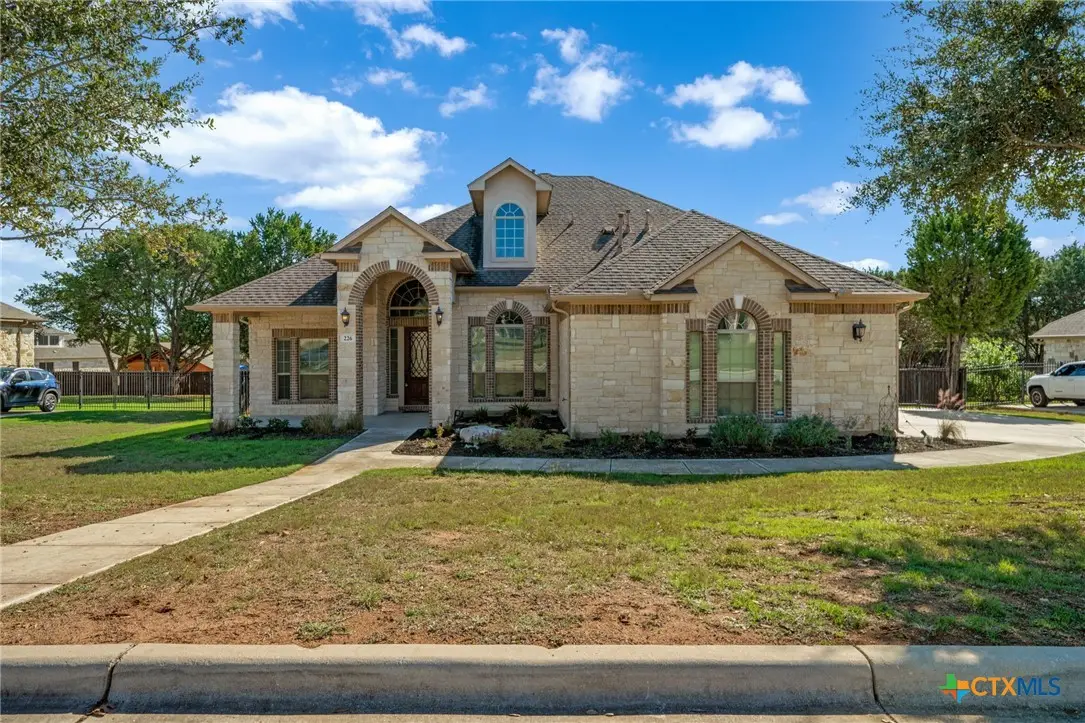226 Hamburg Avenue, New Braunfels, TX 78132 - Image #1
