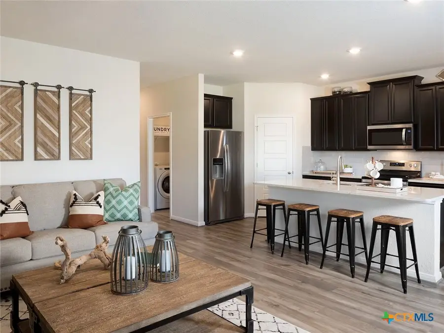 3011 Nash Drive, New Braunfels, TX 78130 - Image #3