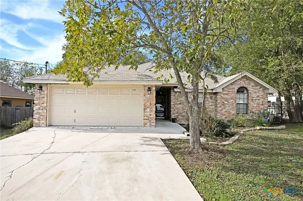764 Vista Parkway, New Braunfels, TX 78130