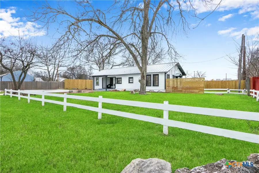 569 Wright Avenue, New Braunfels, TX 78130 - Image #3