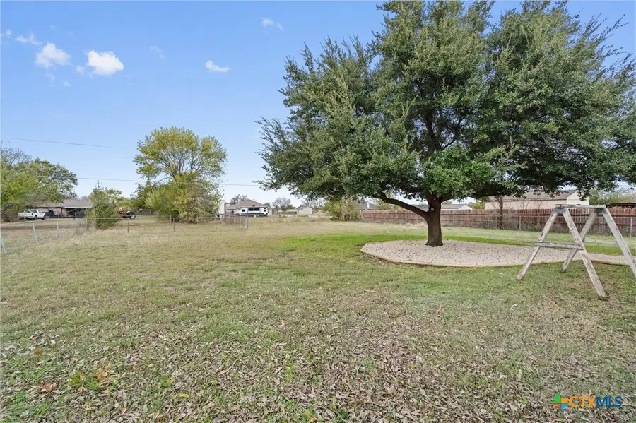 105 Melissa Street, Bruceville Eddy, TX 76524 - Image #2