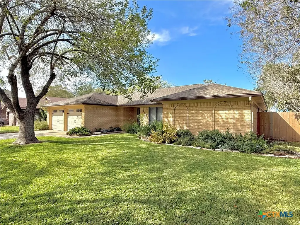 316 Buckingham Street, Victoria, TX 77904 - Image #1