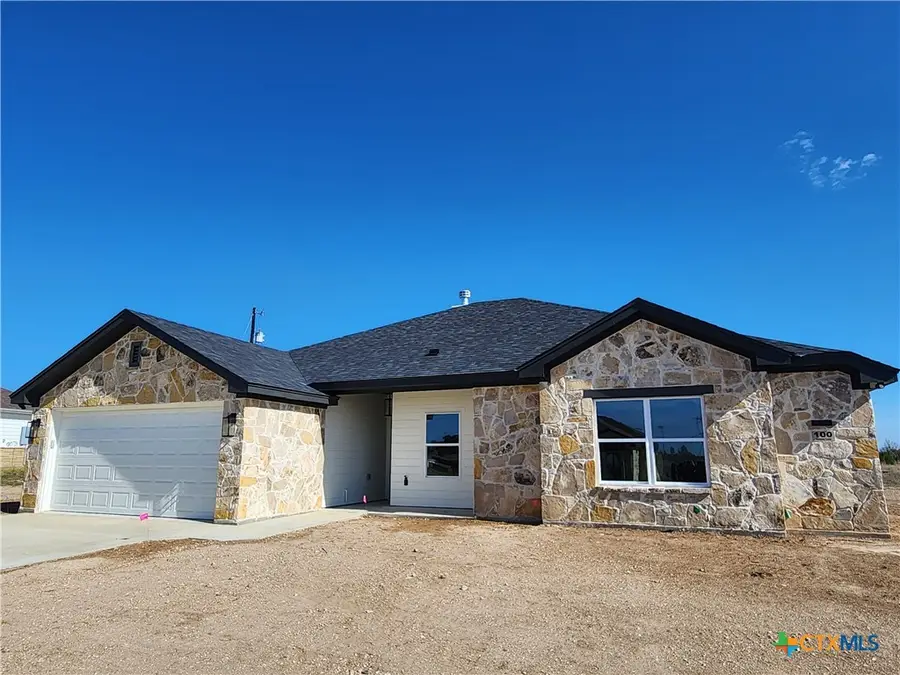 100 Hillside Lane, Lampasas, TX 76550 - Image #3