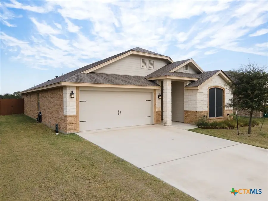 2611 Settlers Oak Drive, Belton, TX 76513 - #2