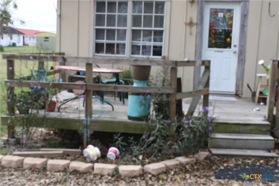 233 Indiana Street, Bloomington, TX 77951 - Image #2