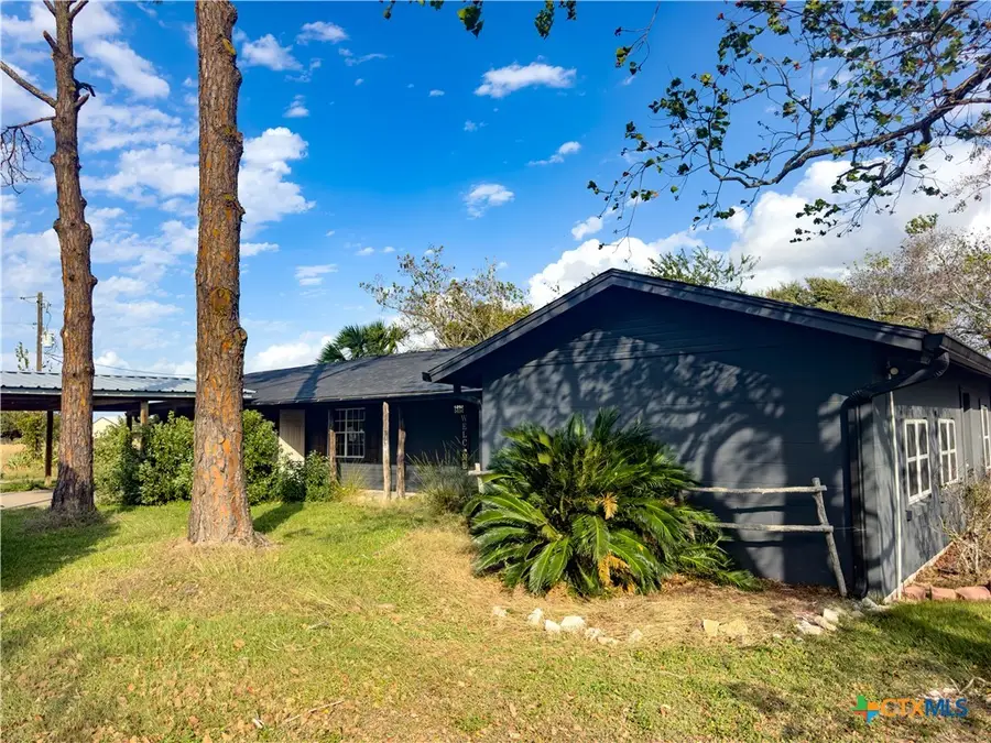859 County Road 429, Lolita, TX 77971 - Image #3