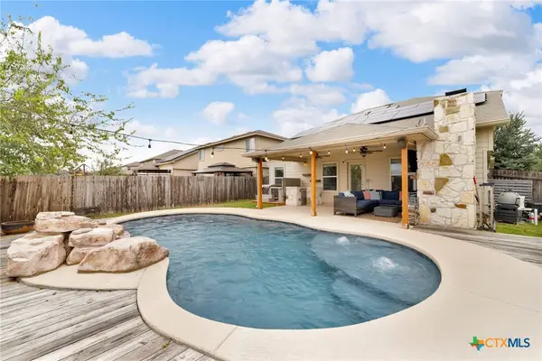 945 Lauren Street, New Braunfels, TX 78130