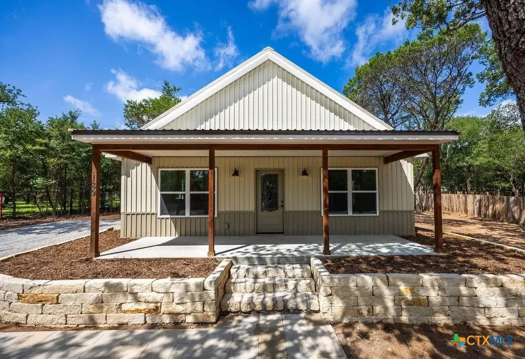 189 Tall Timber Trail, Whitney, TX 76692 - Image #1