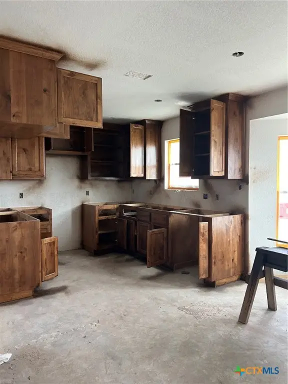 102 E Blancas Drive, Copperas Cove, TX 76522 - Image #3