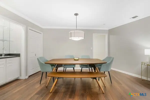 201 Ellwood Street #111, San Antonio, TX 78209