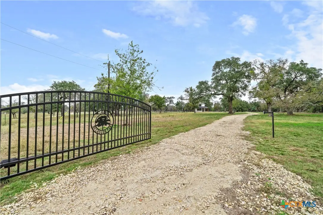 7660 Mcgregor Park Road, Temple, TX 76502 - Image #1