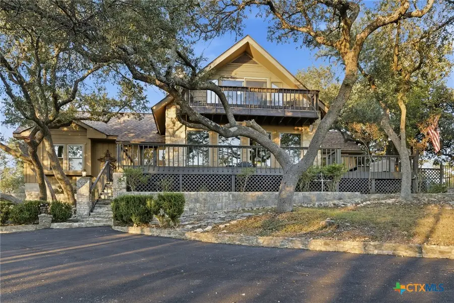 1072 Summit Bluff, Canyon Lake, TX 78133 - Image #2