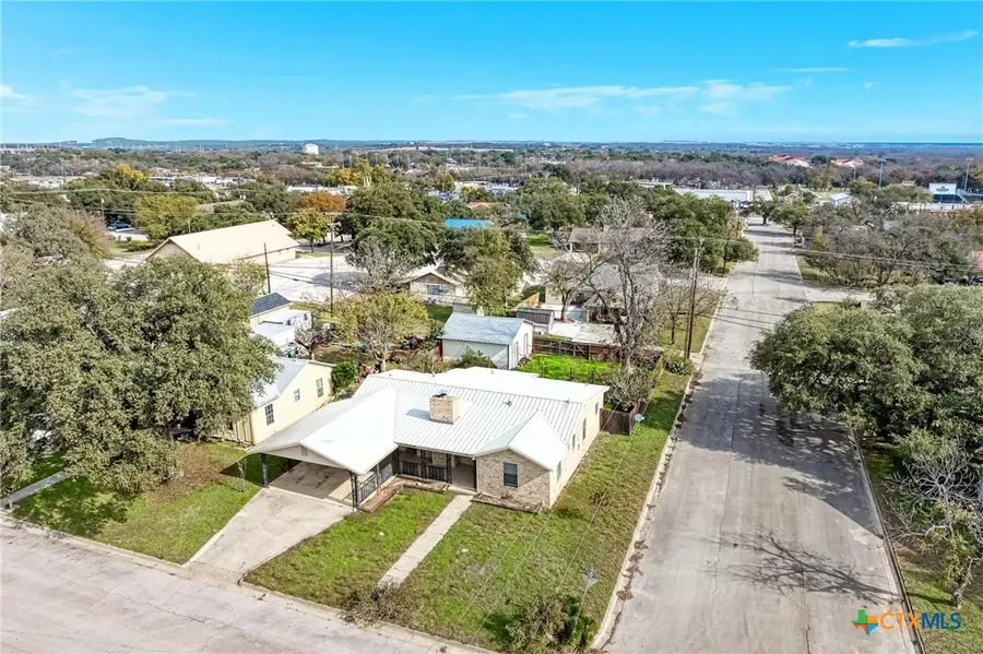 501 N Ridge Street, Lampasas, TX 76550 - Image #2