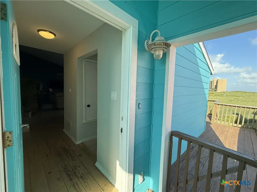6877 State Highway 361 #30, Port Aransas, TX 78373 - Image #2