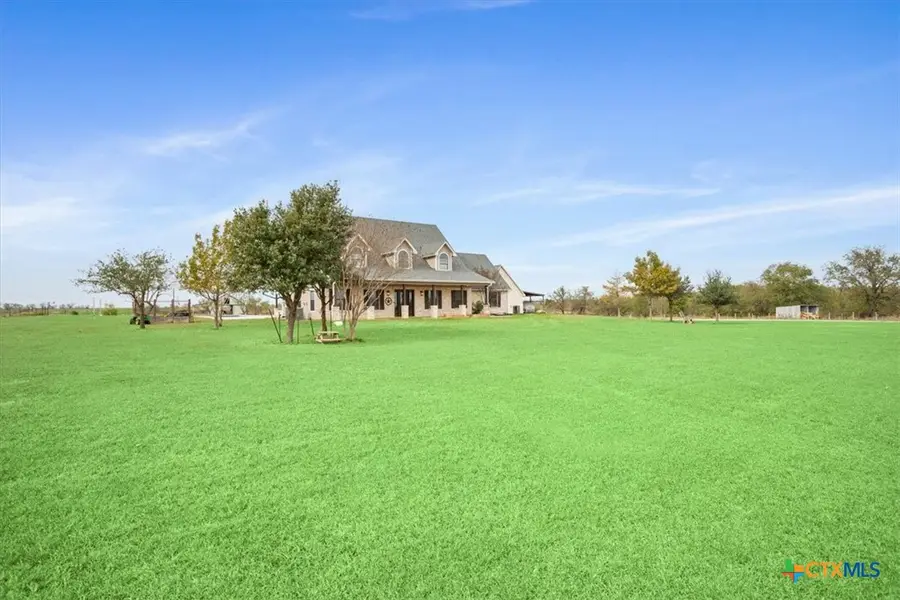 8600 Five Wells Road, Rogers, TX 76569 - Image #3
