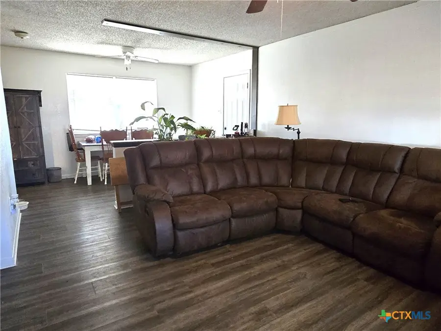 3416 Crown Drive, Gatesville, TX 76528 - Image #2