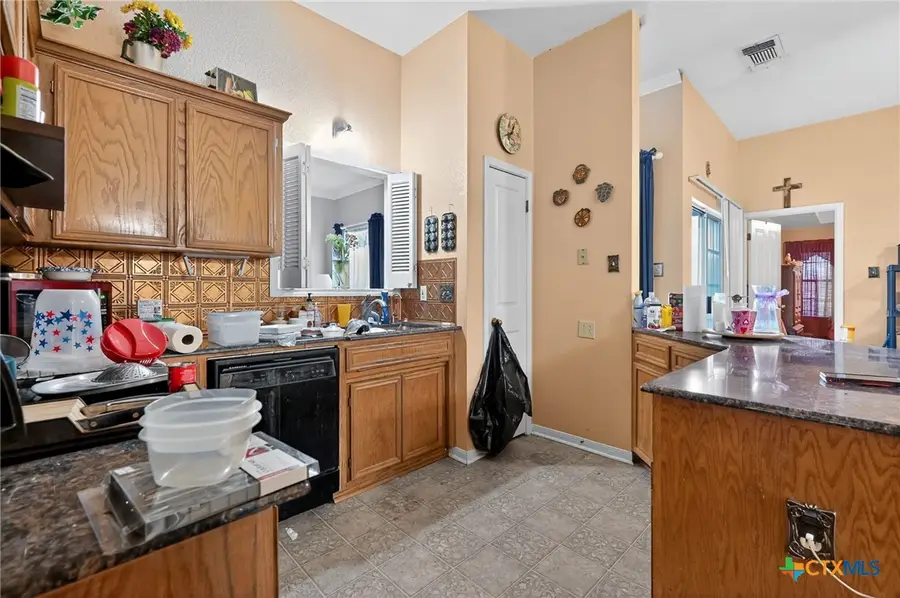 1007 Old Oak Road, Harker Heights, TX 76548 - Image #3