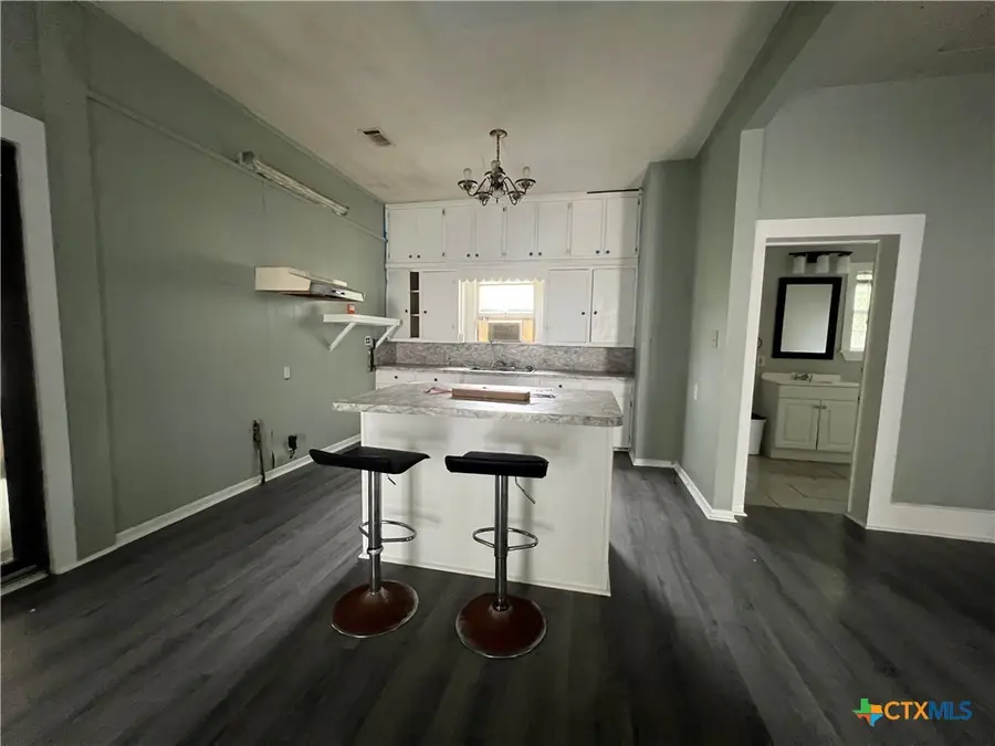 607 N Cleveland Street, Victoria, TX 77901 - Image #3