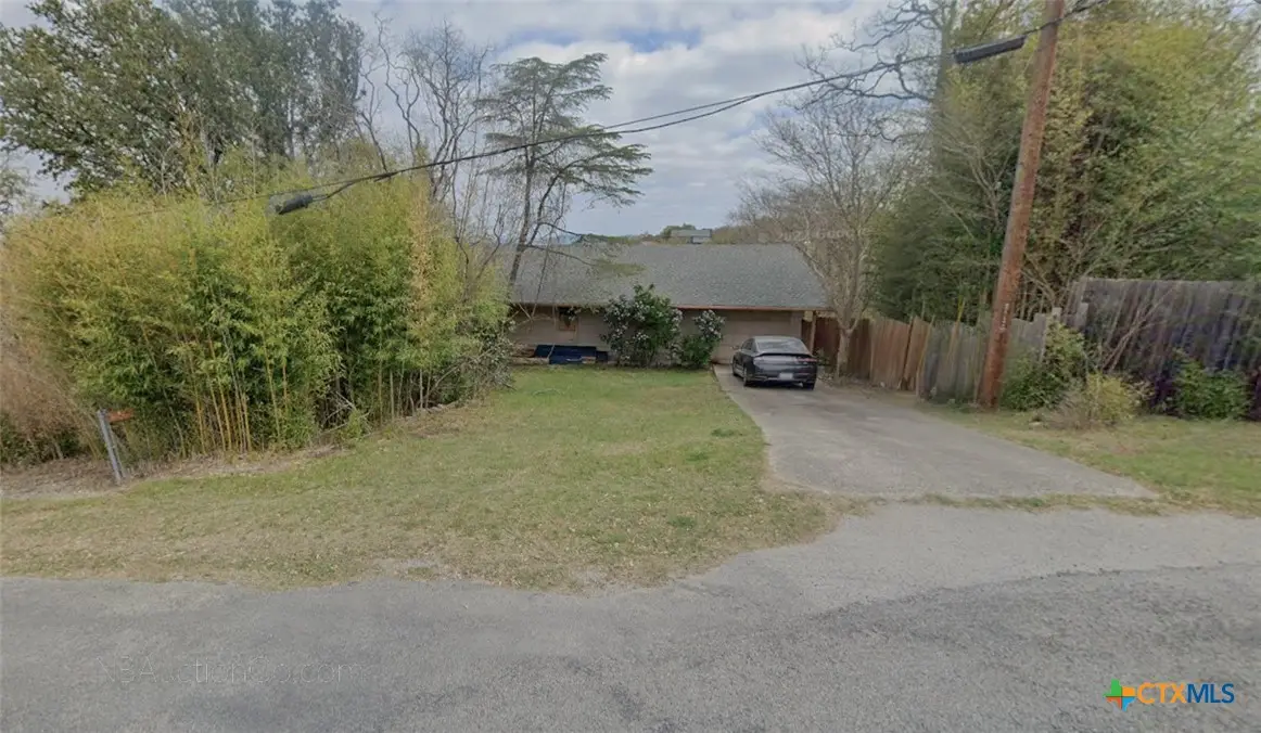 2807 Westview Drive, Canyon Lake, TX 78133 - Image #1