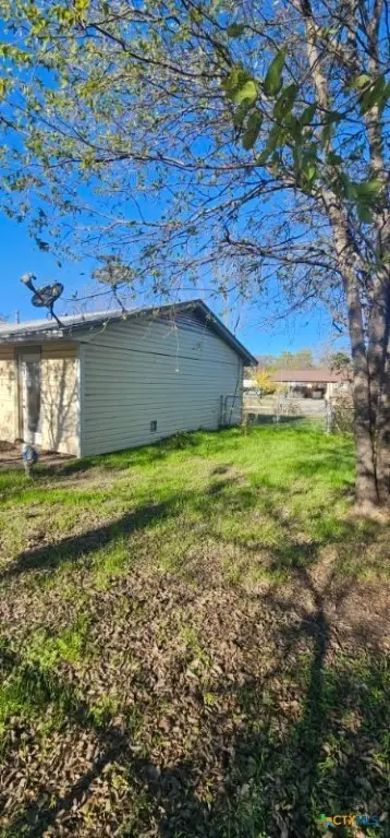 12 Sunset Drive, Lampasas, TX 76550 - Image #3