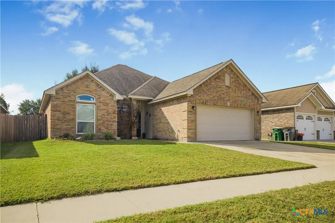 604 Mason Circle, Victoria, TX 77904 - Image #1