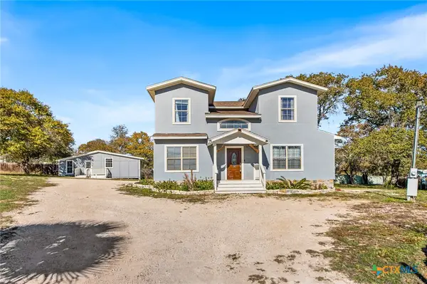 23019 Hilltop Peaks, Elmendorf, TX 78112