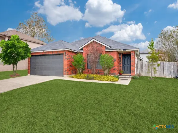 1085 Stone Hollow Hollow, New Braunfels, TX 78130