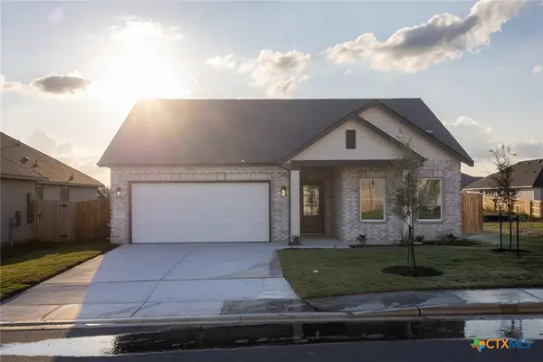 3732 Canby Oak Bluff, Seguin, TX 78155