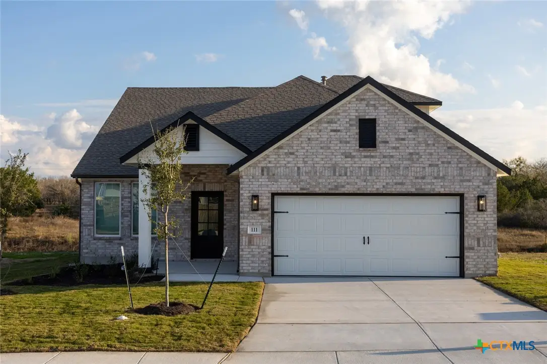 111 Sawtooth Oak Drive, Seguin, TX 78155 - Image #1