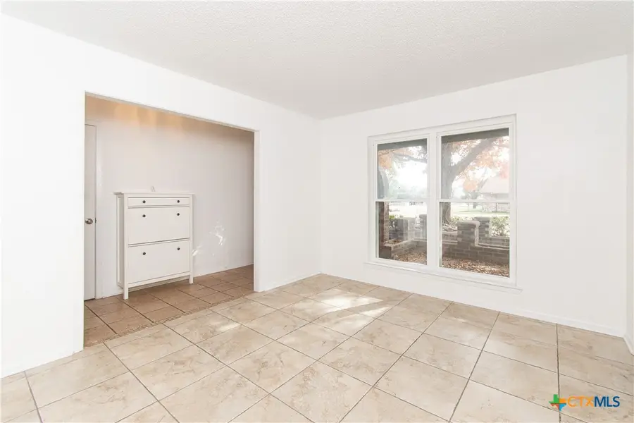 1201 Hughes Avenue, Copperas Cove, TX 76522 - Image #3