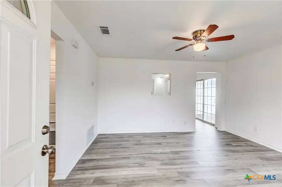 1102 S 3rd Street, Copperas Cove, TX 76522 - Image #2