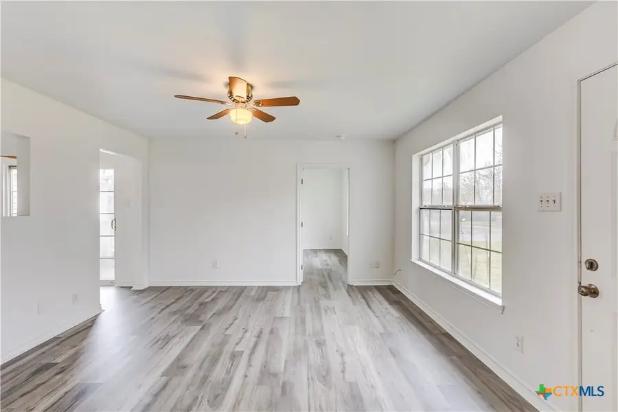 1102 S 3rd Street, Copperas Cove, TX 76522 - Image #3