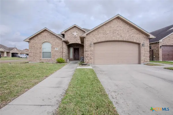 102 Luke Court, Victoria, TX 77904