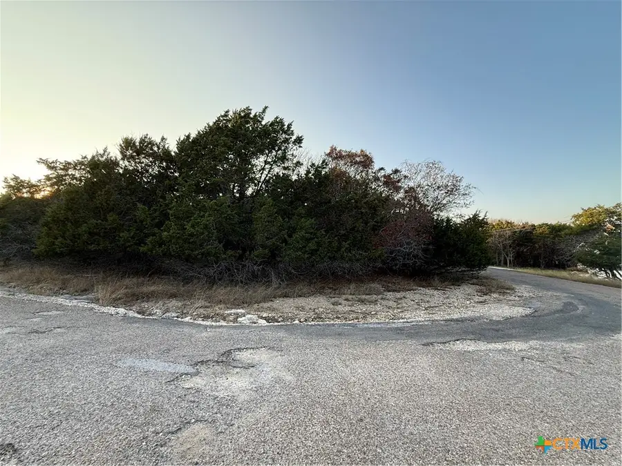 5242 Comanche Drive, Temple, TX 76502 - Image #3
