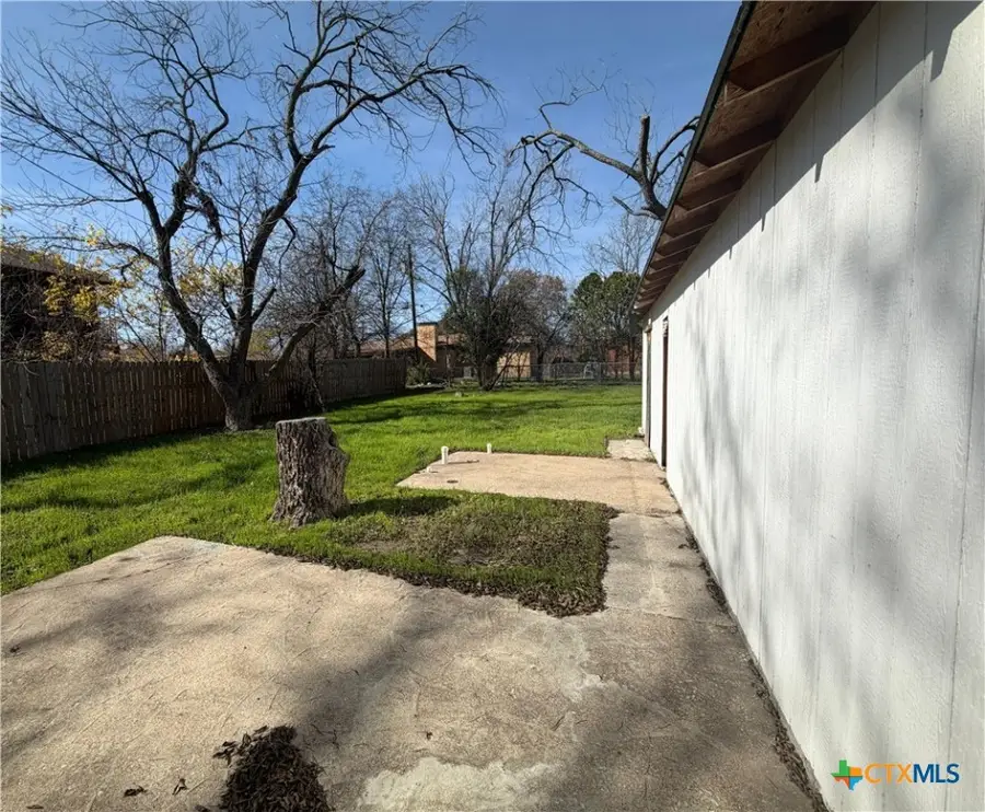 408 Veterans Avenue, Copperas Cove, TX 76522 - Image #2