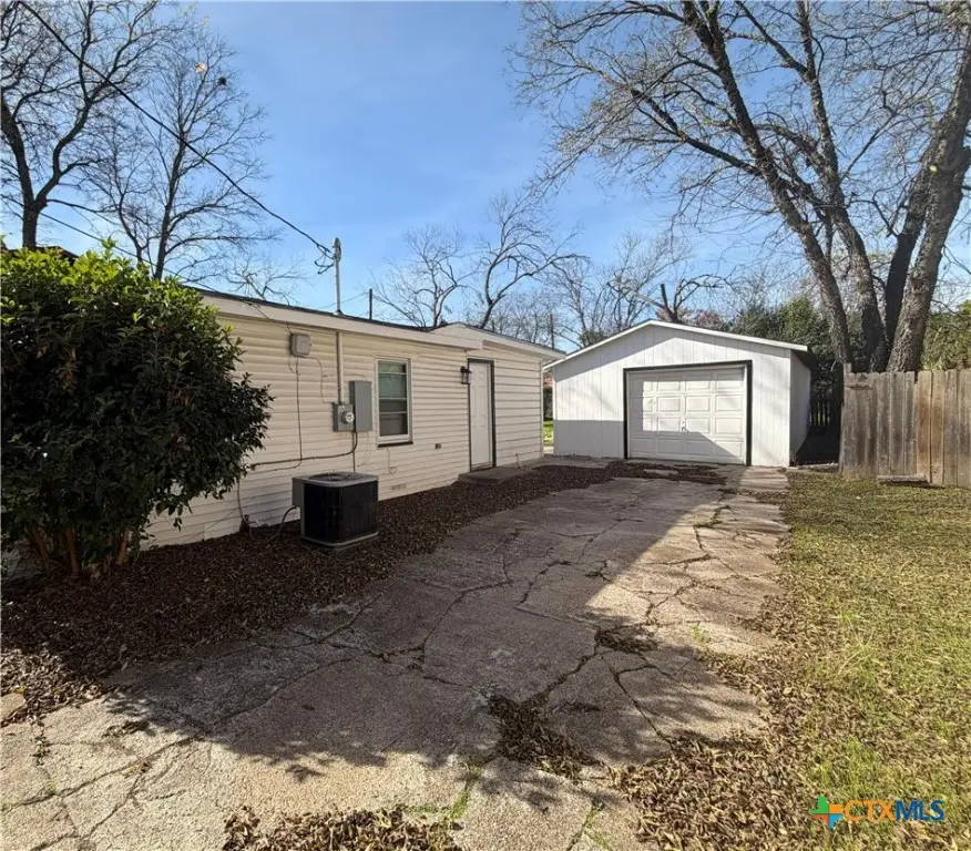 408 Veterans Avenue, Copperas Cove, TX 76522 - Image #3