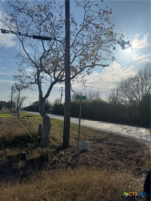 424 Clam Drive, Palacios, TX 77465 - Image #2