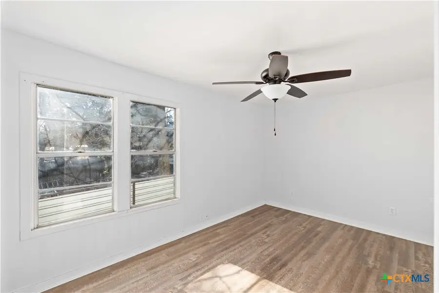 104 E Whitney Street, Hamilton, TX 76531 - Image #2