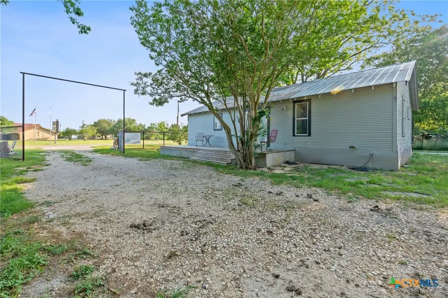 6071 Fm 713, Dale, TX 78616 - Image #2