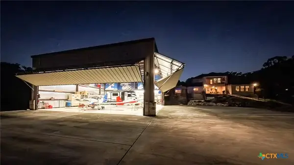 28 Boerne Stage Airfield, Boerne, TX 78006