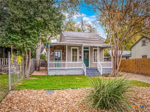 533 W Bridge Street, New Braunfels, TX 78130