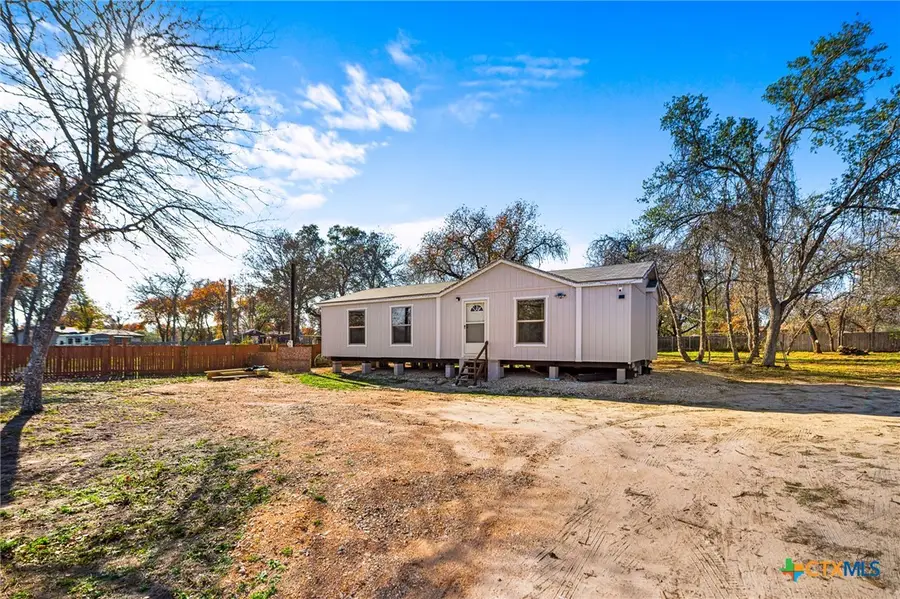 23307 Hickory Shadow, Elmendorf, TX 78112 - Image #3