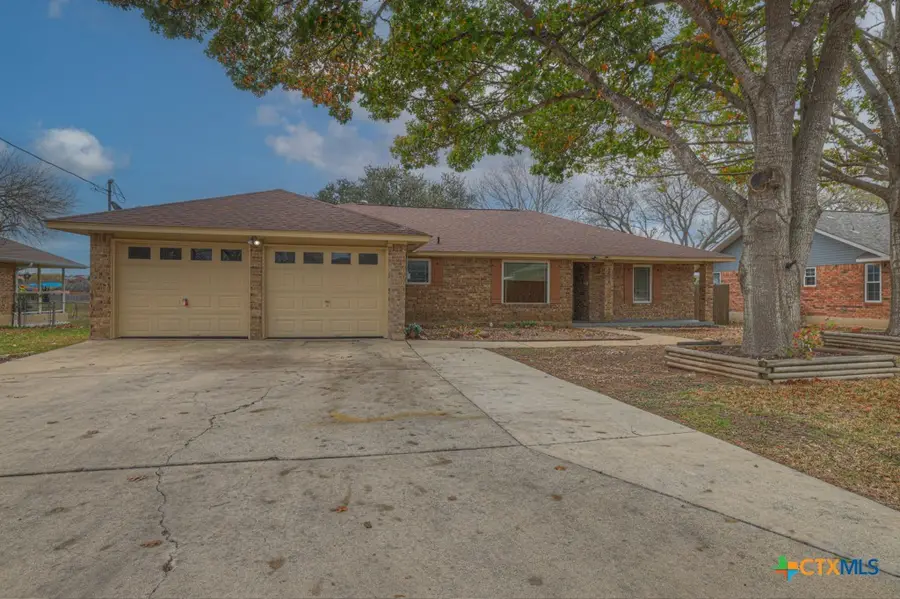 1445 Devin Drive, New Braunfels, TX 78130 - Image #3