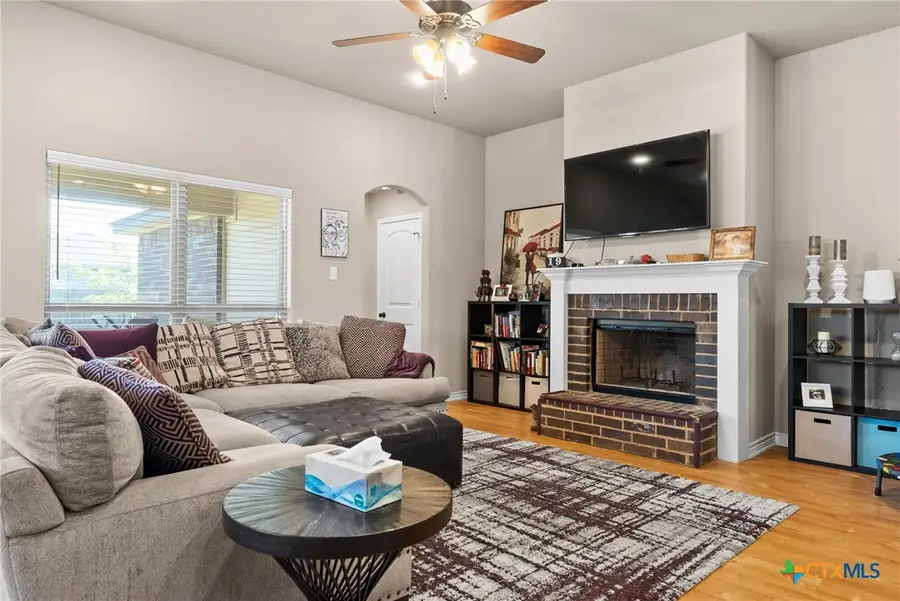 907 Hickok Drive, Killeen, TX 76542 - Image #2