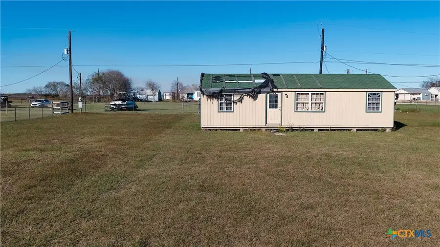 1306 W Ben Tindall Avenue, Seadrift, TX 77983 - Image #3