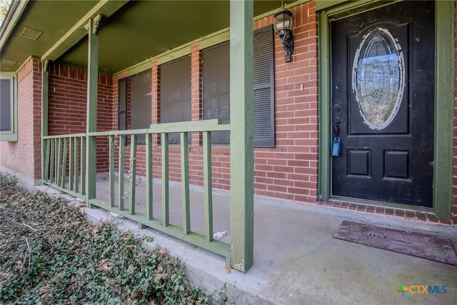 1535 Live Oak Drive, Inez, TX 77968 - Image #3