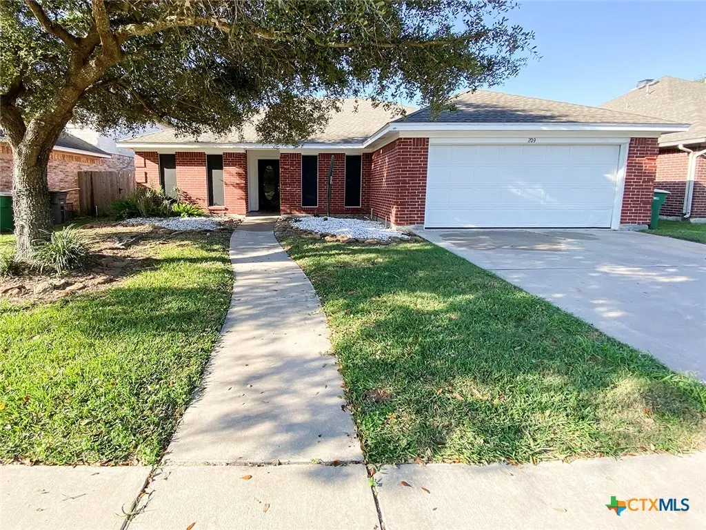 209 Ashland Creek, Victoria, TX 77901 - Image #1